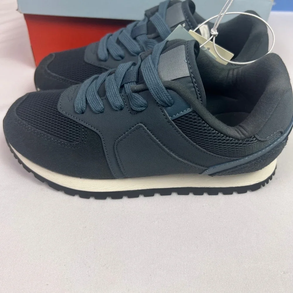 Cat & Jack Alexander Navy Blue Mesh Faux Suede Memory Foam Sneakers Kids Size 5